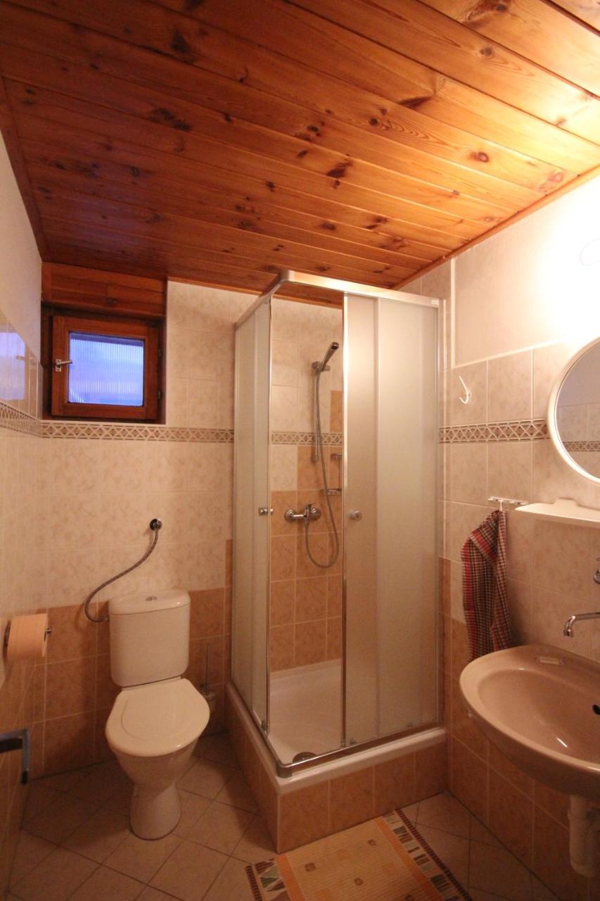 Pension Kubat Spindleruv Mlyn Exterior photo